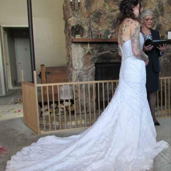 Maggie Sottero size 10 haute couture wedding dress like new corset back - Picture 6 of 8